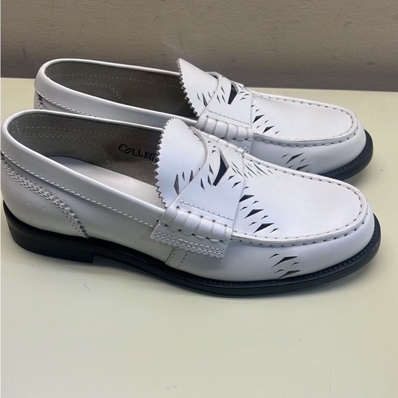 College Shoes - MADE IN ITALY COLLEGE White Slip-On Flats with Textured Leather Cut-Out Design